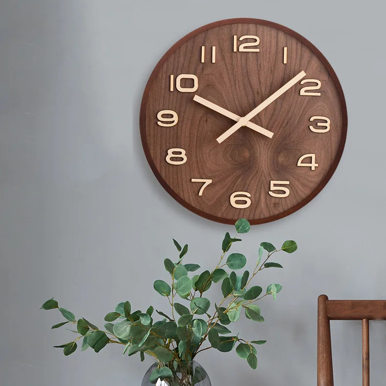 Horloge Murale en Bois de Noyer- Design Scandinave