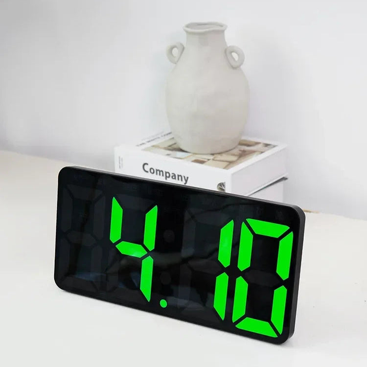 Horloge Murale Digitale LED Minimaliste – Silencieuse