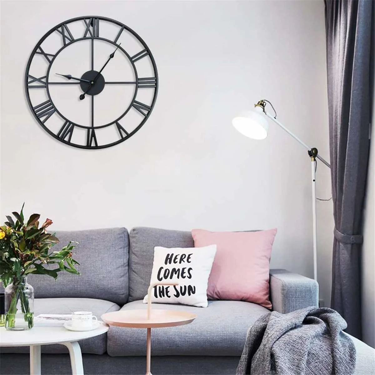 Horloge Murale Vintage en Métal– Design Antique