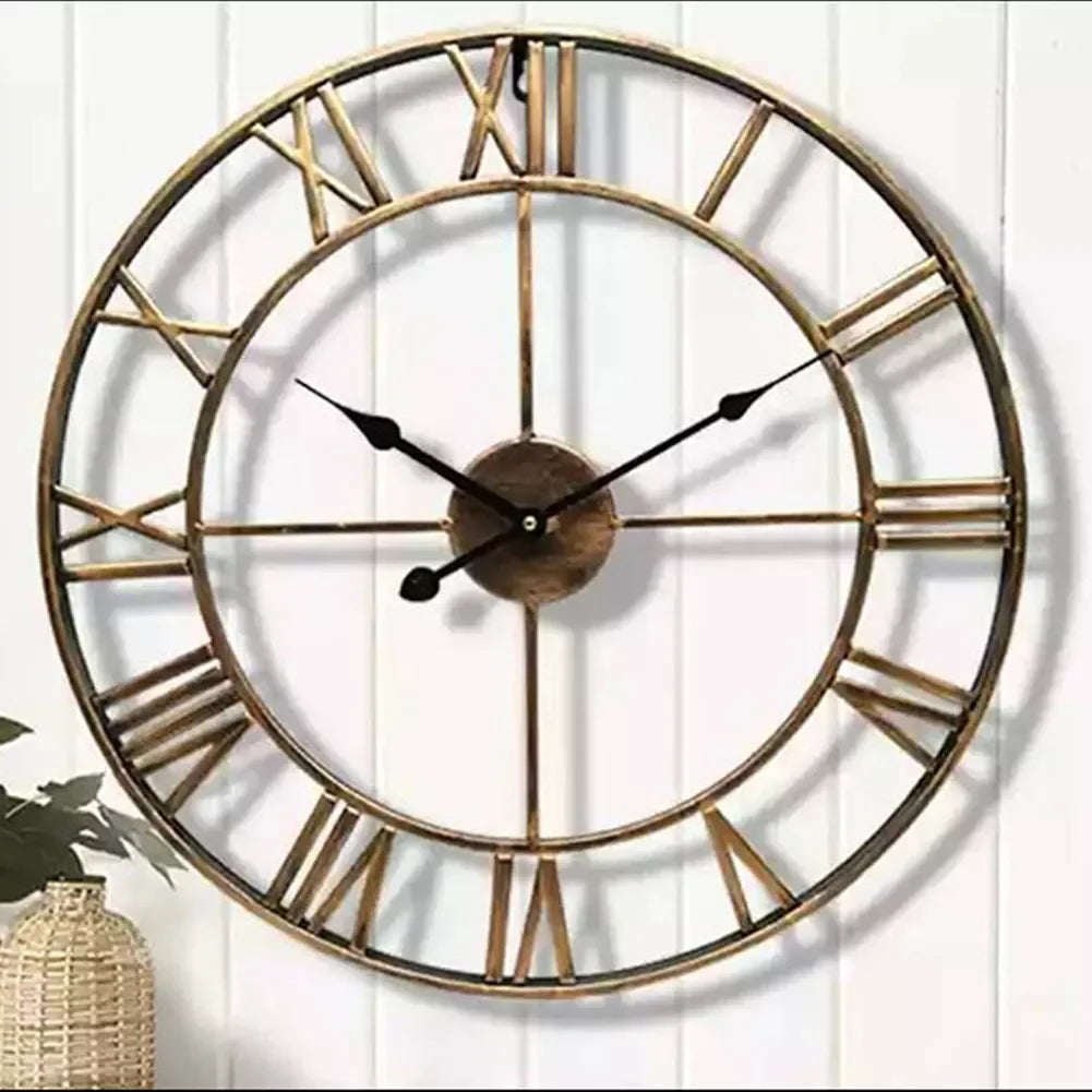 Horloge Murale Vintage en Métal– Design Antique