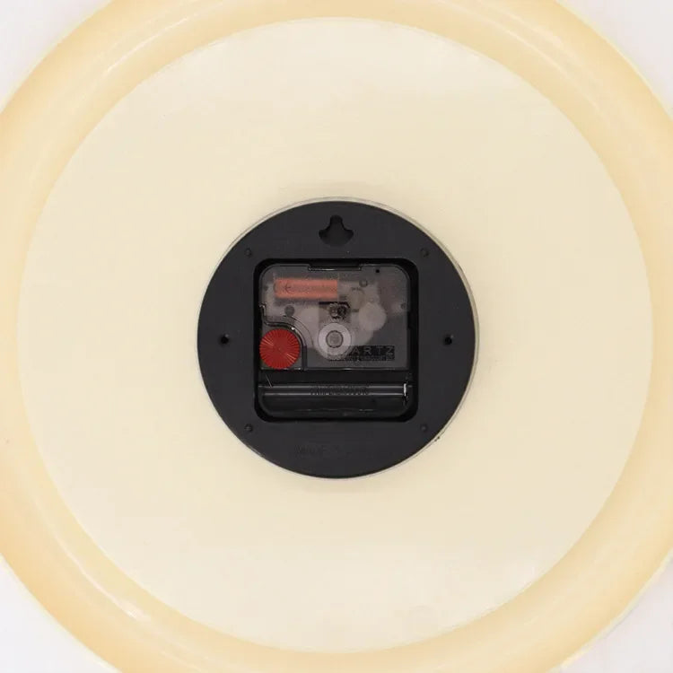 Horloge Murale Vintage – Élégance Rétro